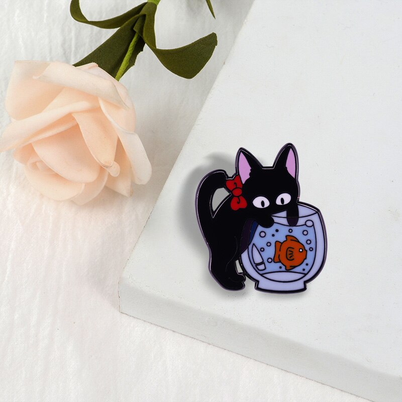 Kiki&#39;s Delivery Hard Enamel Pins Custom Cartoon Animal Cute Gigi Cat Brooches Anime Collect Lapel Badges Jewelry Gifts Wholesale Studio Ghibli