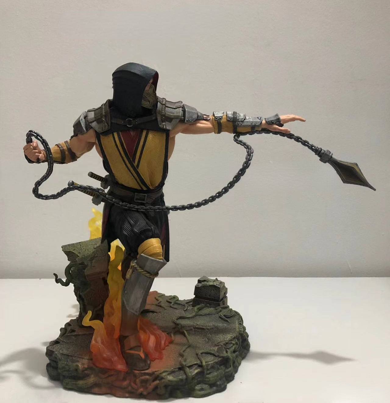 Diamond Select Toys Original DST Mortal Kombat 11 Scorpion Deluxe Edition Collection Statue From