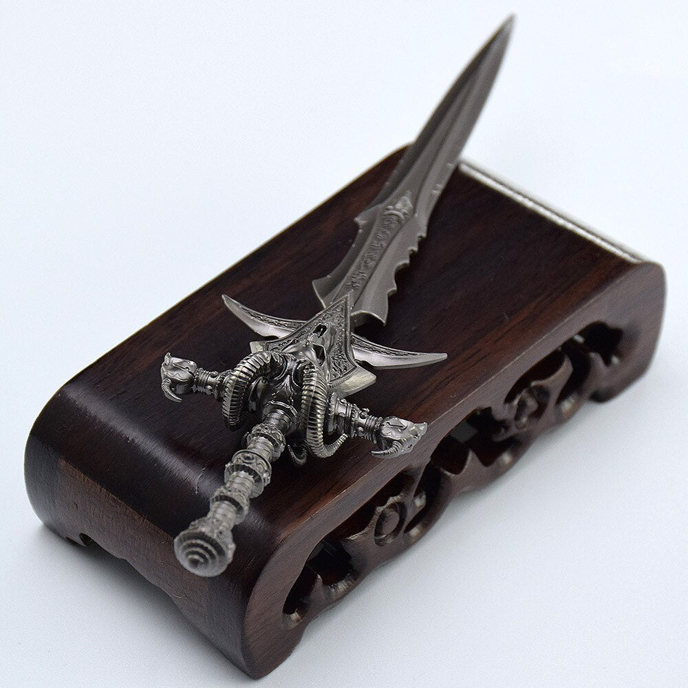 14cm World of Warcraft Frostmourne Gun Color Alloy Swords Game Keychain Weapons Model Replica Toy for Kid Katana Christmas Gifts