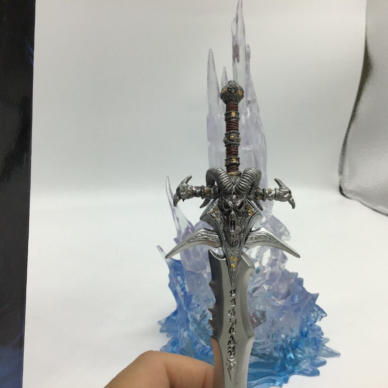 World of Warcraft 25cm Anime Game Action Figure Weapon Frostmourne Katana Sword with LED Lighting Starz PVC Toys Kids Gifts