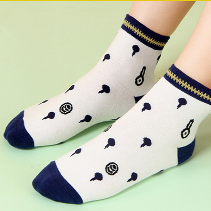 Anime Jojos Bizarre Adventure Bruno Bucciarati Kira Yoshikage Socks Embroider Cartoon Ankle Socks Creative Sock