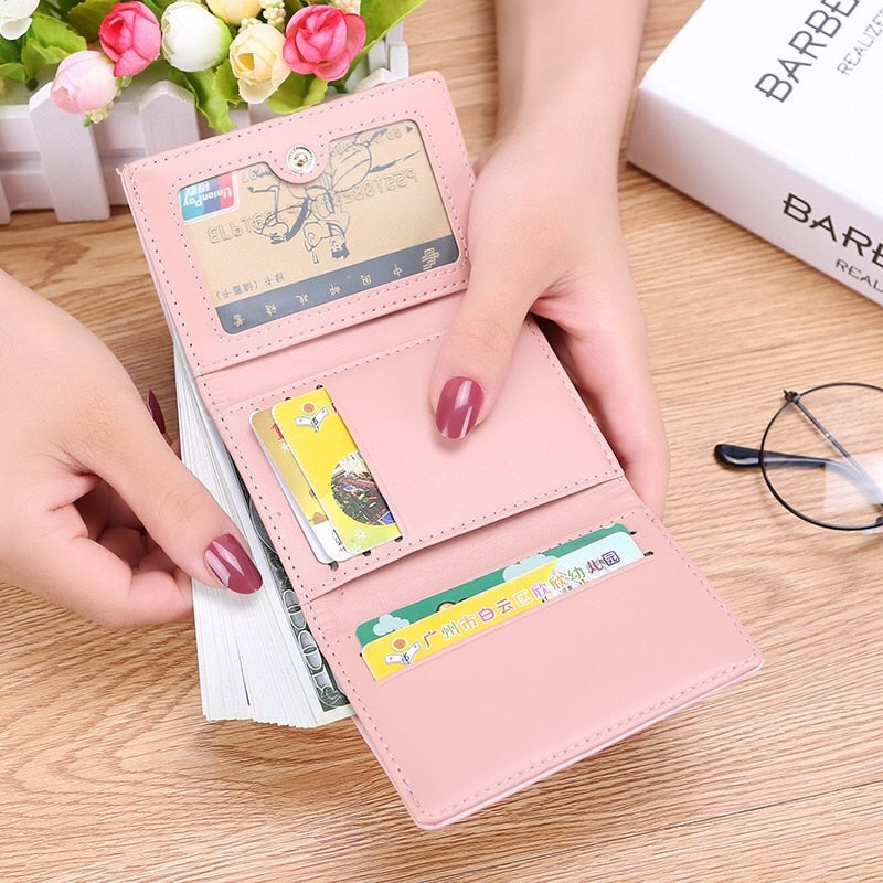 Anime Spy x Family Anya Short Purses Female Card Holder Wallets Lady Small Coin Pocket Mini Money Bag Portable Clutch